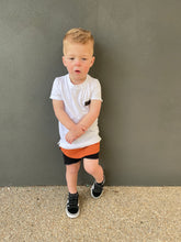 Load image into Gallery viewer, T-Shirt Droptails Rust